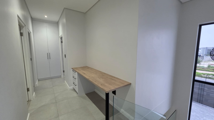 4 Bedroom Property for Sale in Sandown Western Cape